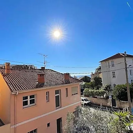 Au Calme Proche Du Centre Hotel Cannes