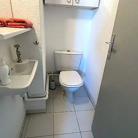 Au Calme Proche Du Centre Apartment *